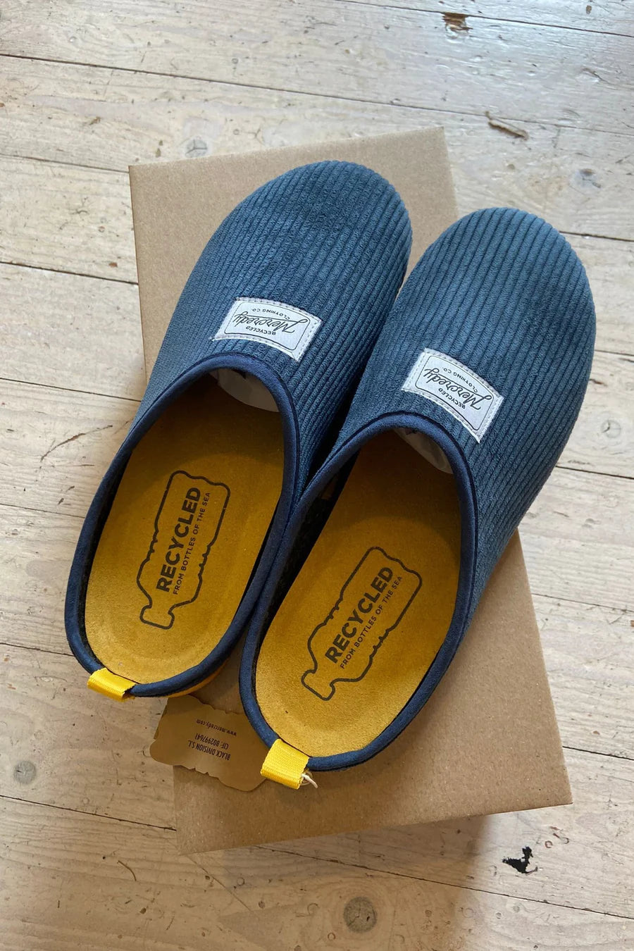 Huckleberry slippers discount