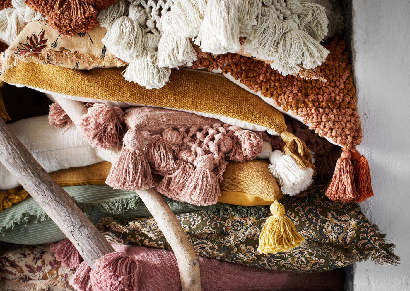 Cushions & Throws