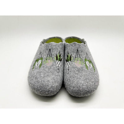MayBe ® Hanging Plants Grey Slippers