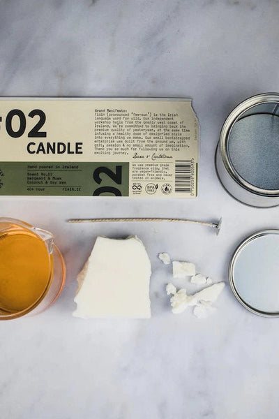 Fiáín Candle 04 - Sandalwood + Patchouli | Large-Gifts-Ohh! By Gum - Shop Sustainable