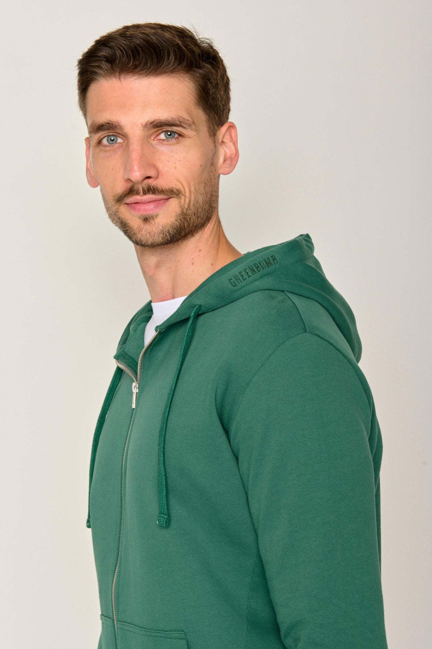 Greenbomb Basic (Revel/Jacket/GOTS) | Jungle Green