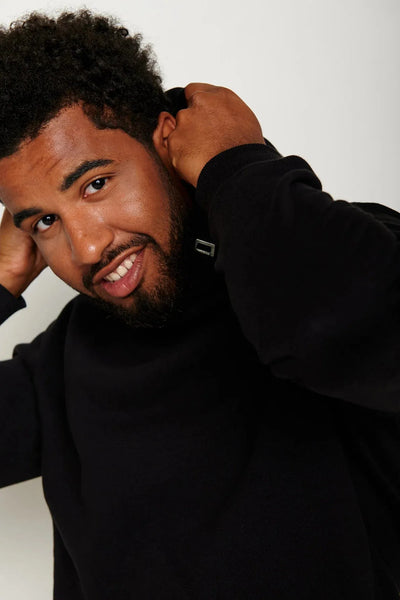 Greenbomb Basic (Star/Hooded Sweater/GOTS) | Black