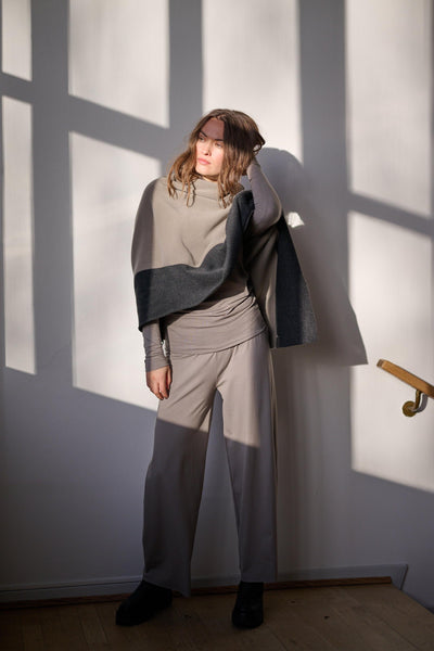 Henriette Steffensen PONCHO 2-Colour