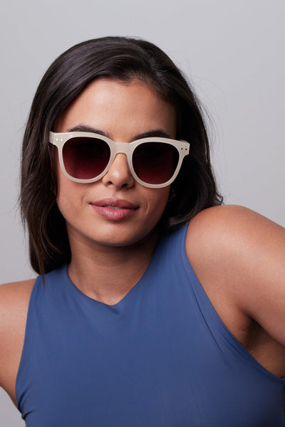 Izipizi #N Sunglasses in Vintage Cream