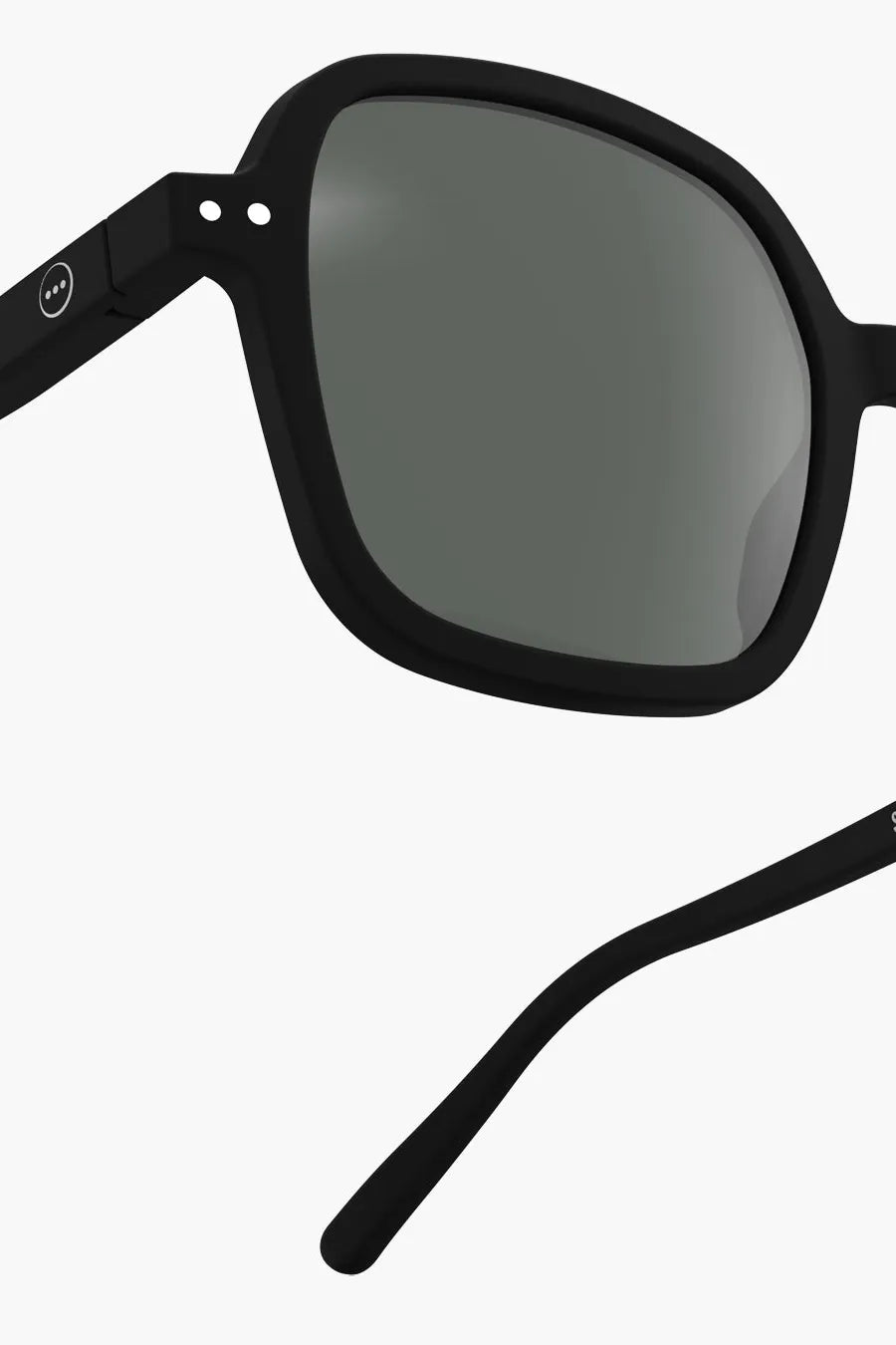 Close up of square shape on Izipizi sunglasses.