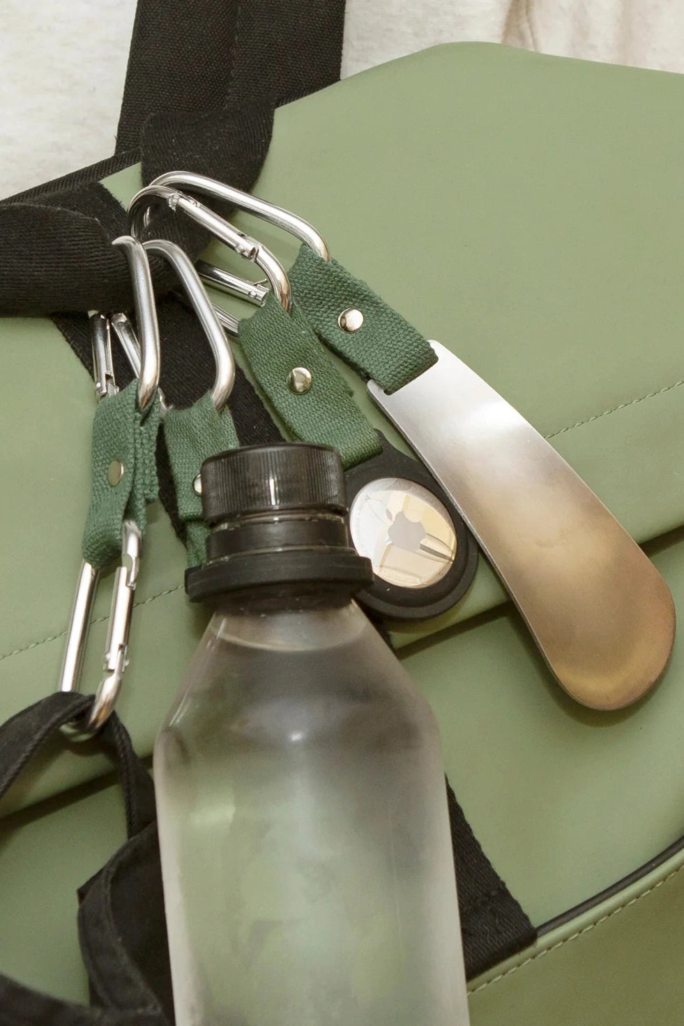 Kikkerland Clippable Shoehorn-Homeware-Ohh! By Gum - Shop Sustainable