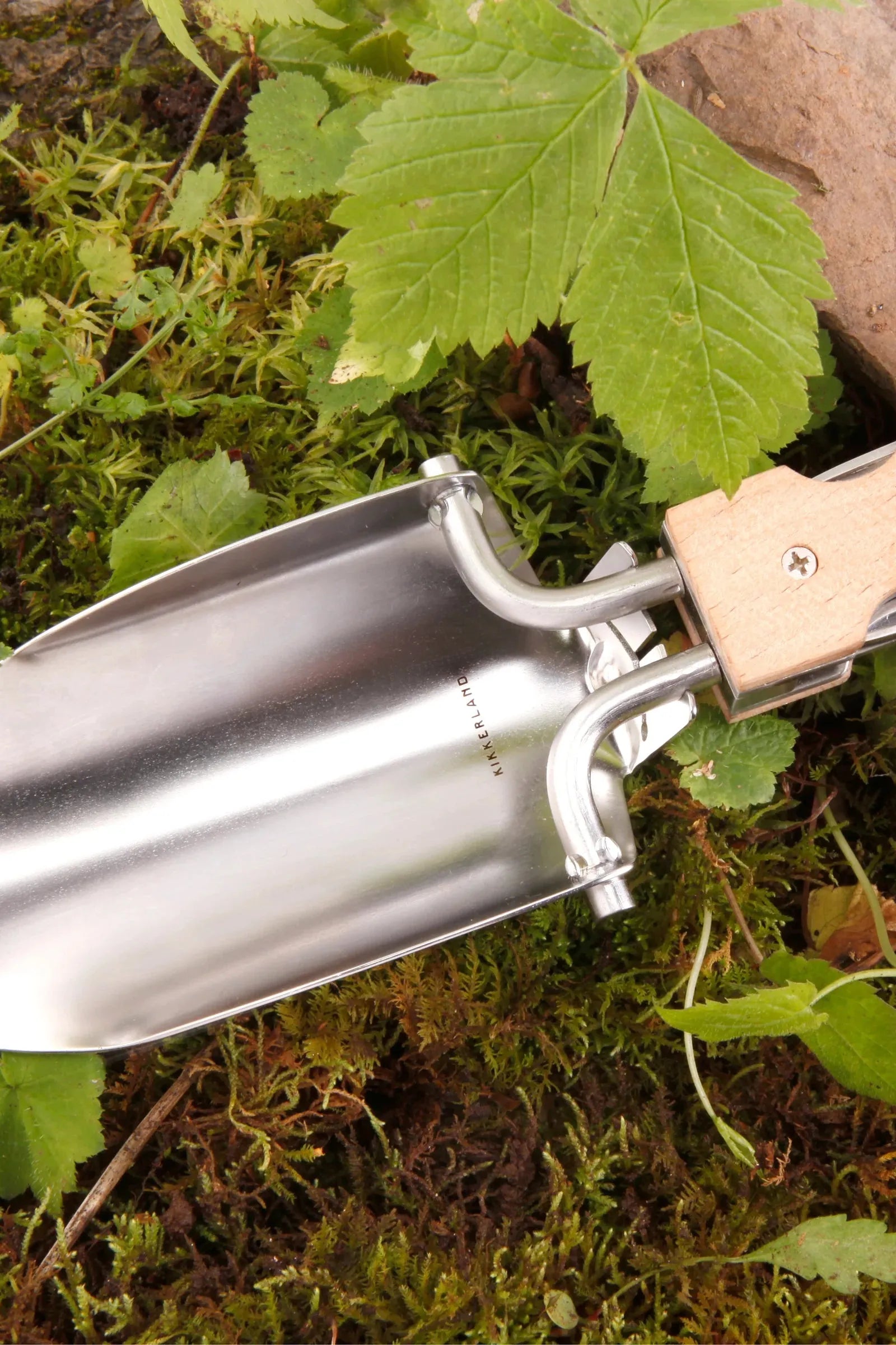 Kikkerland Pocket Trowel MultiTool