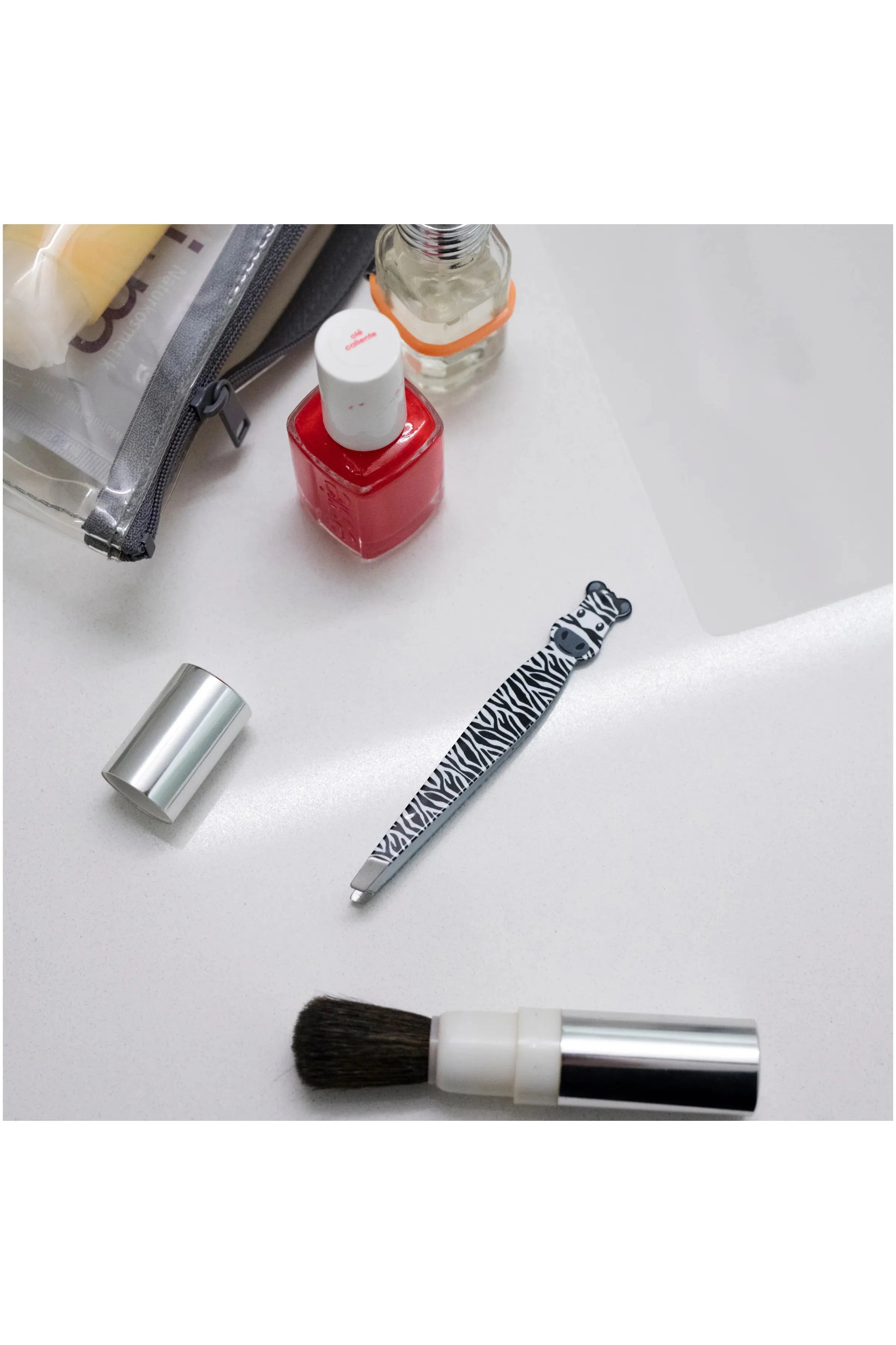 Kikkerland Tweezers Safari Assorted