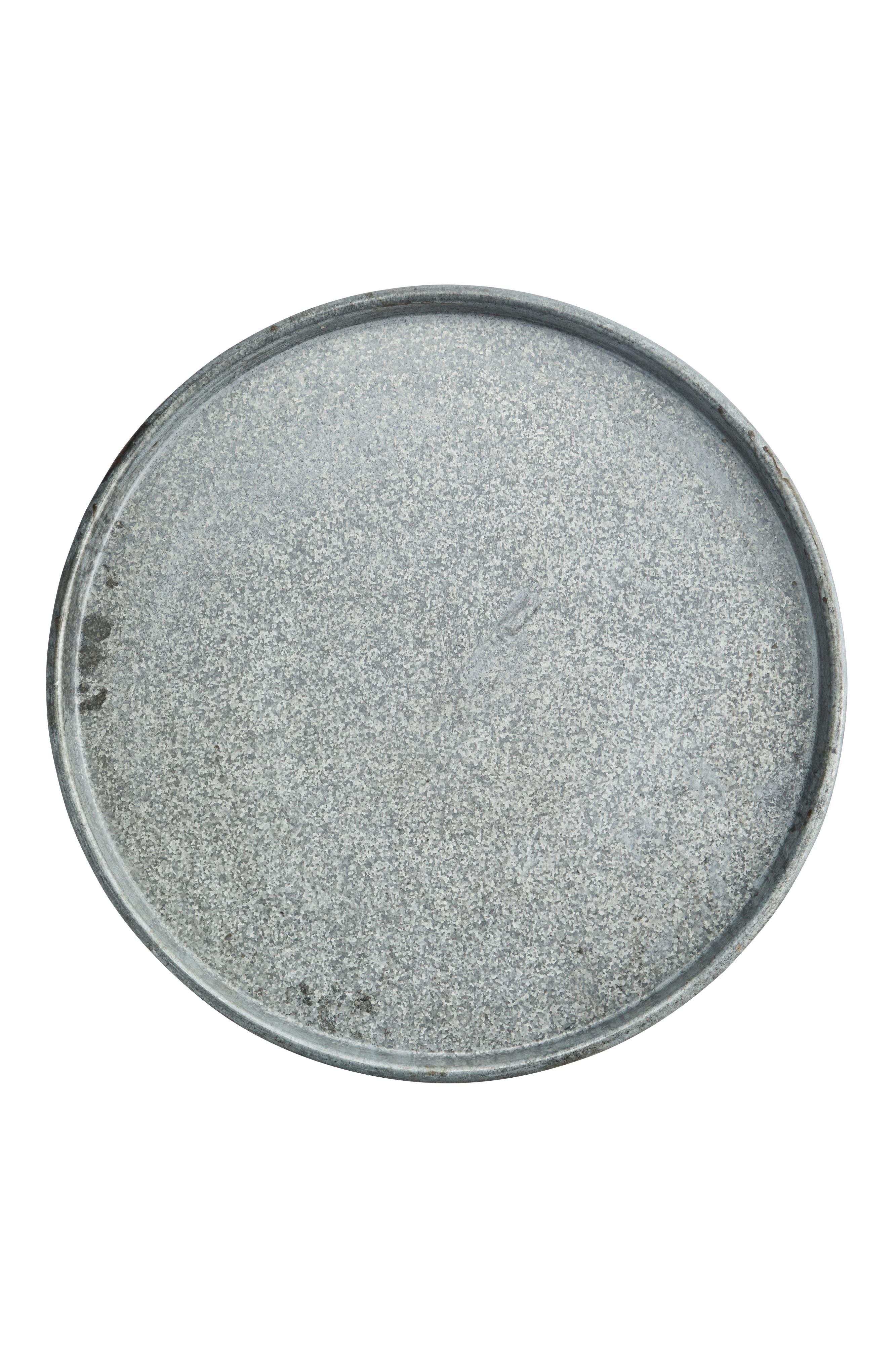 Madam Stoltz Re-Used Round Iron Tray