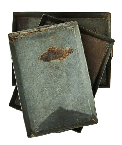 Madam Stoltz Re-used Iron Tray