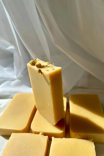 Mamo Brightening Soap Bar – Goat Milk & Turmeric (Sensitive Skin) | Large