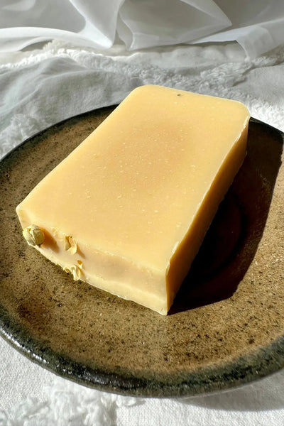 Mamo Brightening Soap Bar – Goat Milk & Turmeric (Sensitive Skin) | Large