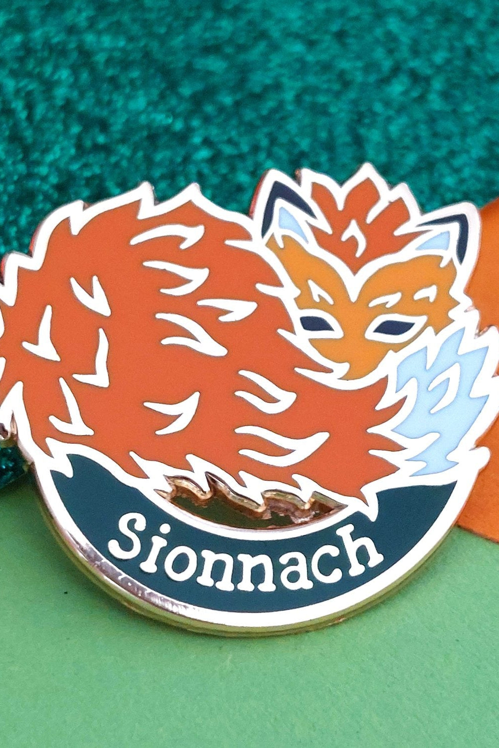 Nine Arrow Sionnach | Fox - Enamel Pin-Gifts-Ohh! By Gum - Shop Sustainable