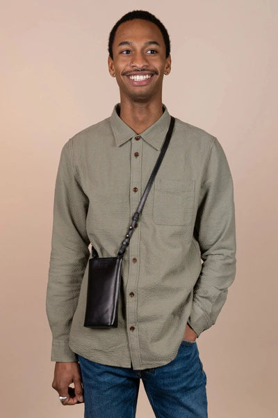 O MY BAG Charlie Phone Bag -­ Black Classic Leather