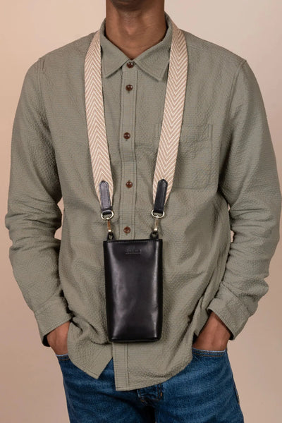 O MY BAG Charlie Phone Bag -­ Black Classic Leather