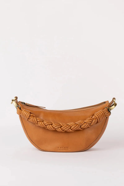 O MY BAG Leo ­Wild Oak Soft Grain Leather incl. Twisted Handle