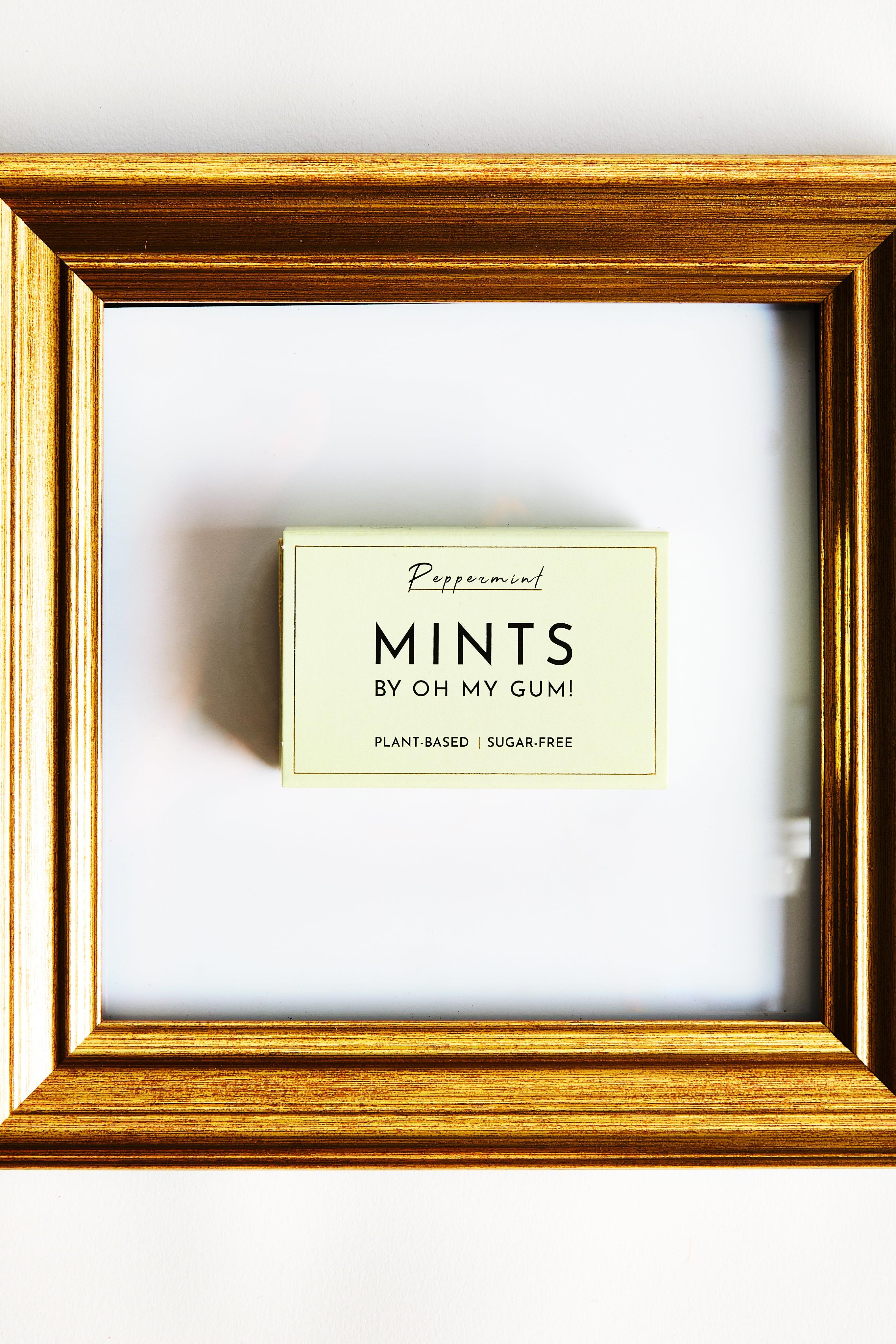 OH MY GUM! sugar-free mints in a wooden frame