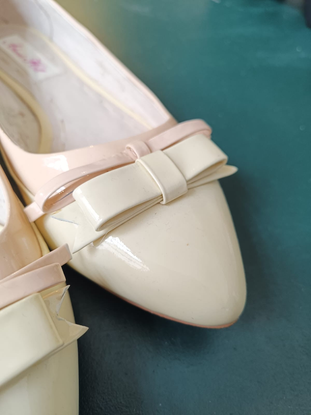 Re-Wear Alannah Hill Cream and Blush Patent Pumps-Re-Wear-Ohh! By Gum - Shop Sustainable