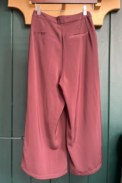 Re-Wear Ichi Maroon Cropped Belted Trousers-Re-Wear-Ohh! By Gum - Shop Sustainable