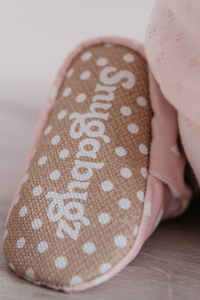 Snugabugz Stay On Booties - Pink Hearts-Kids-Ohh! By Gum - Shop Sustainable