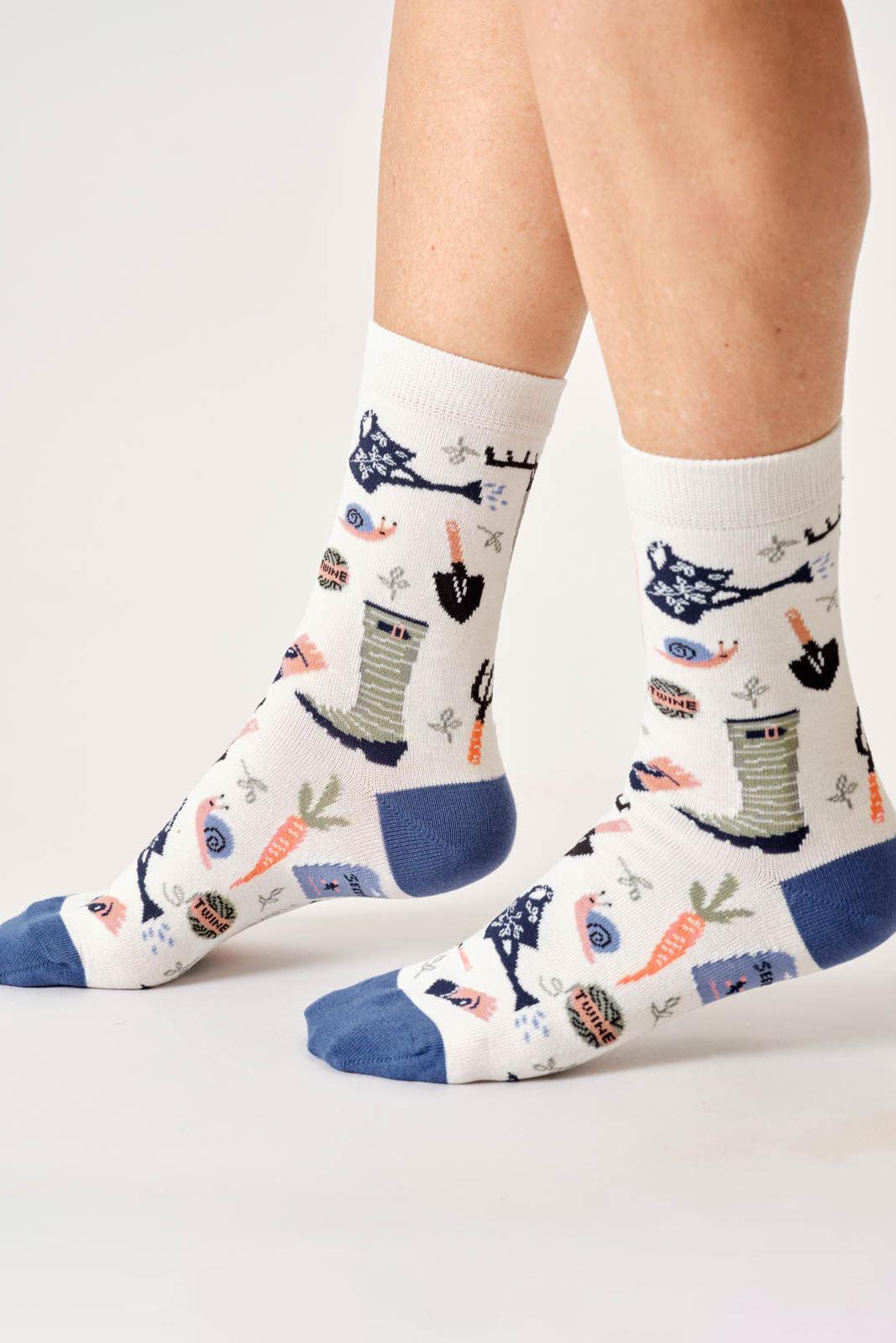 Thought Womens Gardening Organic Cotton Crew Socks in Stone White