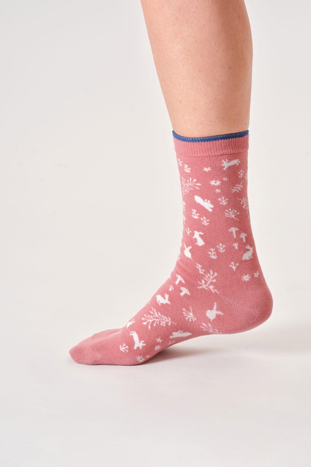 Thought Womens Woodland Floral Outline Bamboo Crew Socks in Dusky Pink