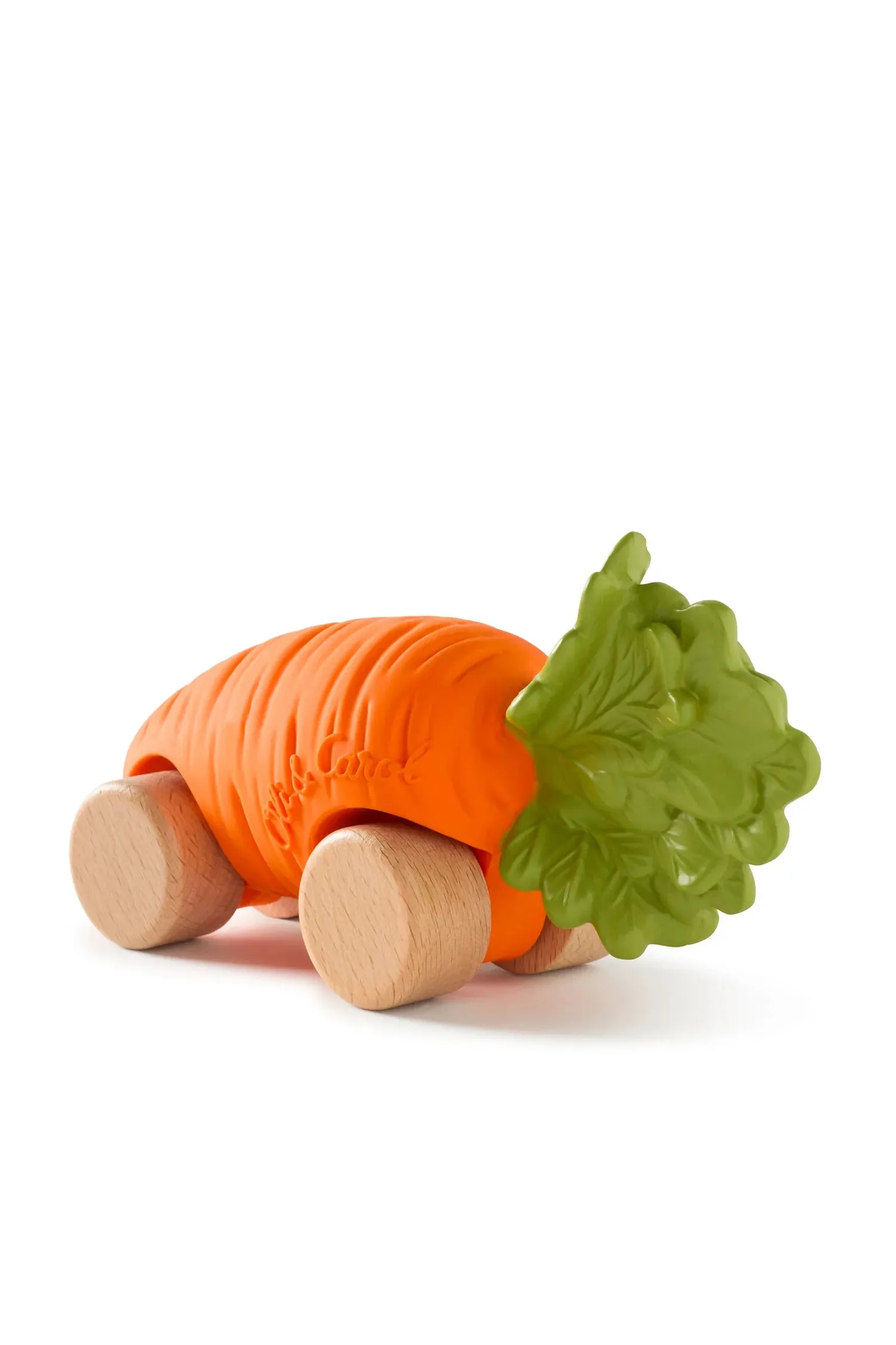 Handcrafted carrot baby car for babies and toddlers, made from natural rubber and FSC-certified wood, biodegradable and safe.