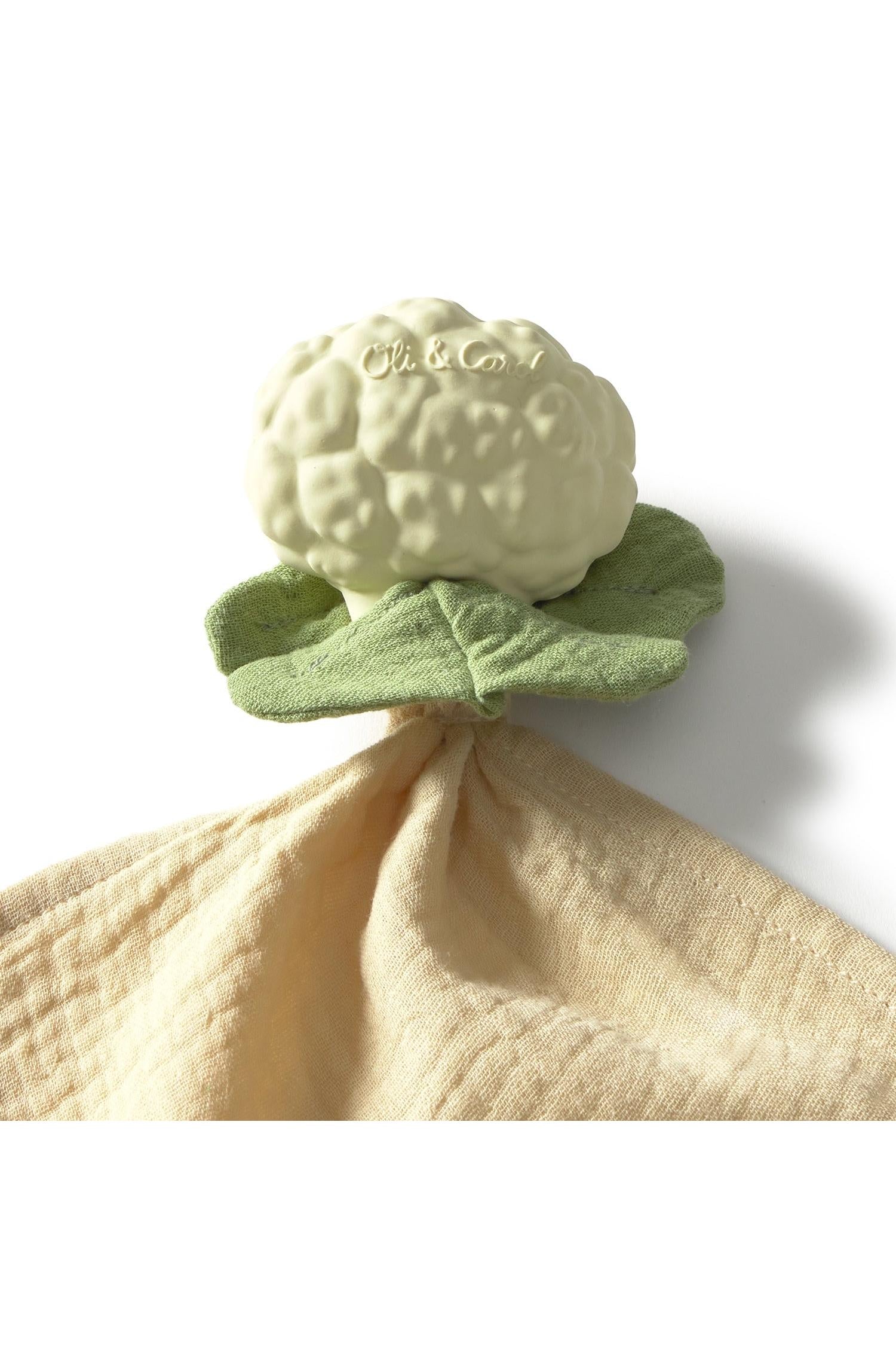 100% natural rubber vegetable element on organic cotton comforter.