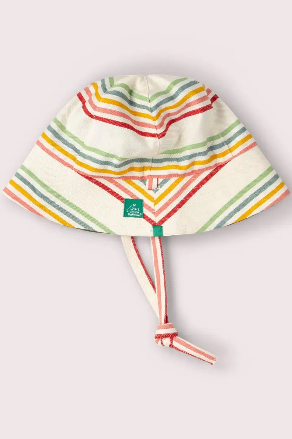 Cream-colored bucket hat for children with colorful rainbow stripes and a small green brand tag.
